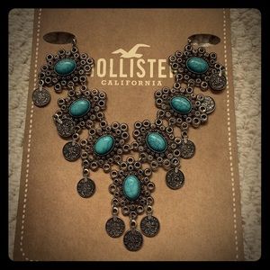 Beautiful Vintage Statement Necklace